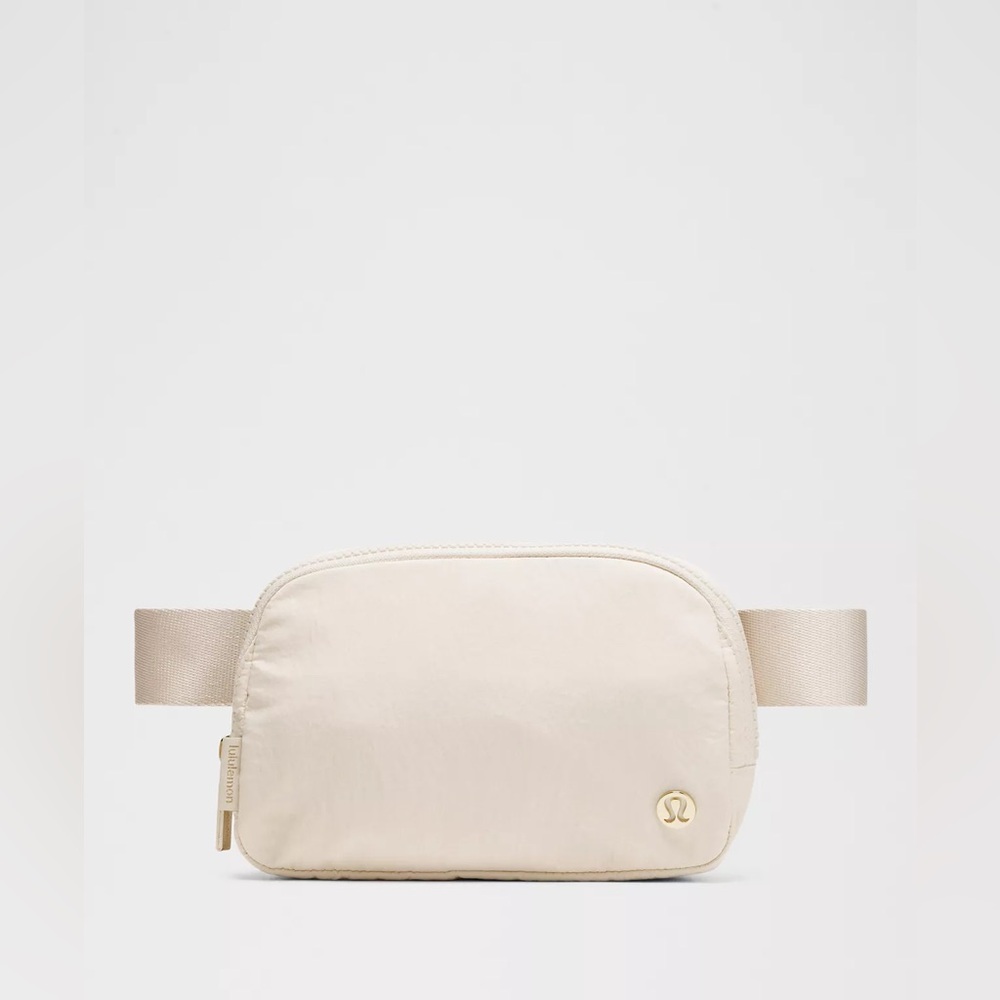 Lululemon Cream Everywhere Belt Bag